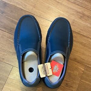 Men’s Skechers relaxed fit slip on